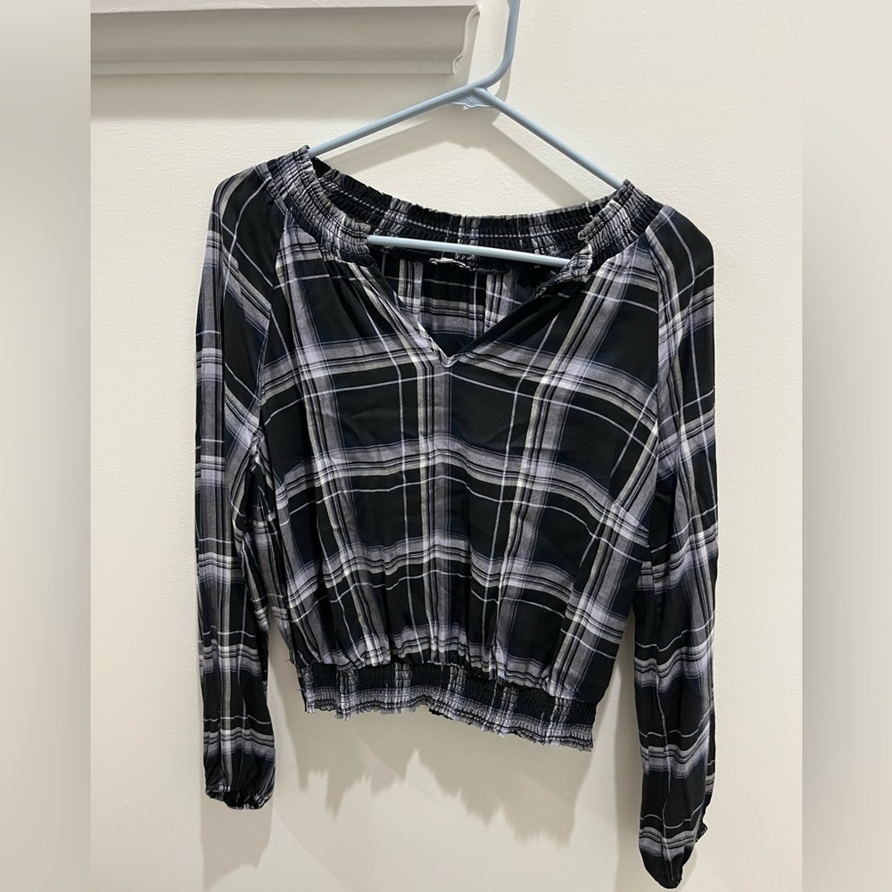 XS Kismet Purple and Black Crop-Top Blouse. NWOT.